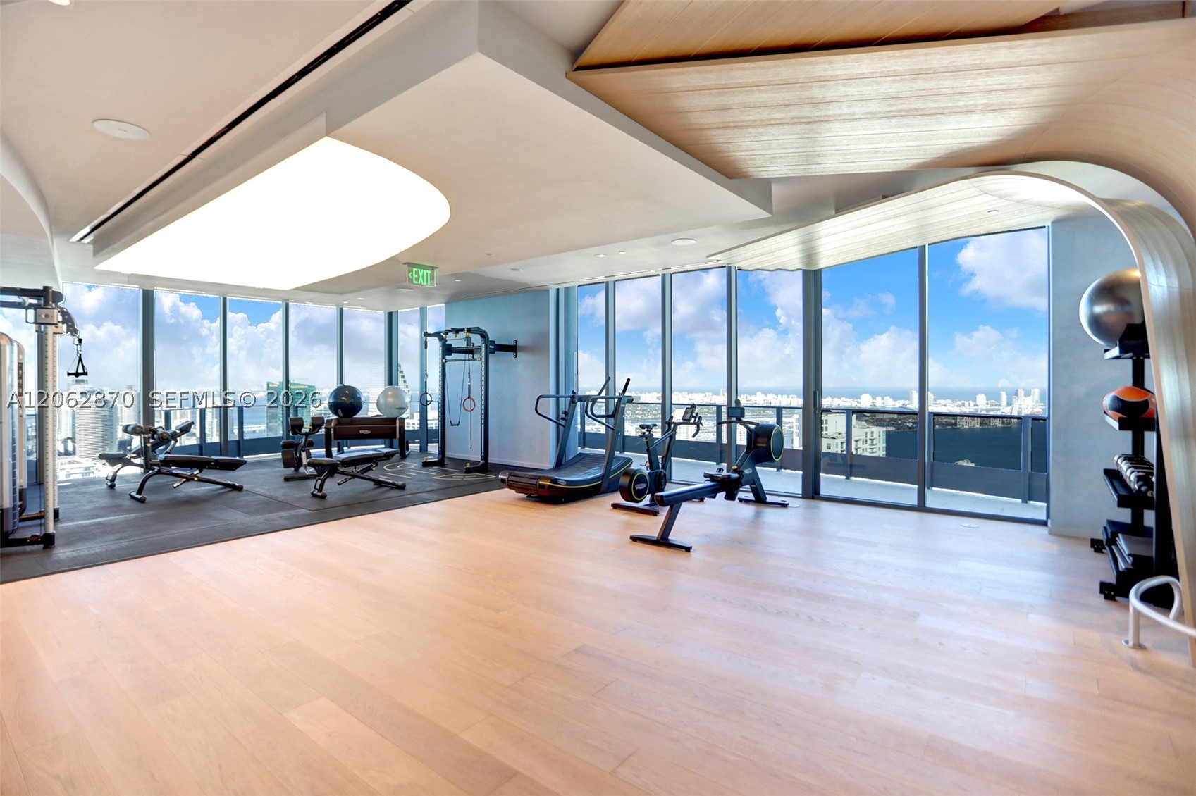 image Brickell Flatiron25
