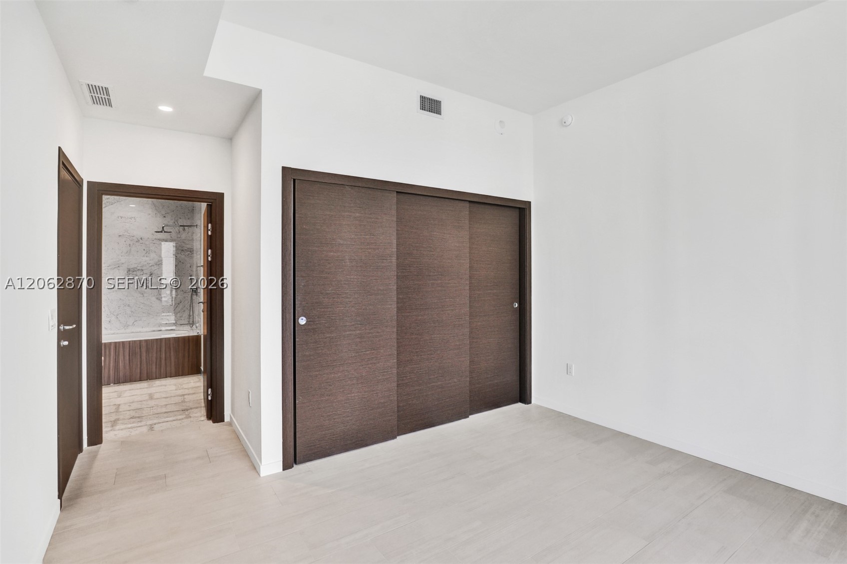 image Brickell Flatiron8