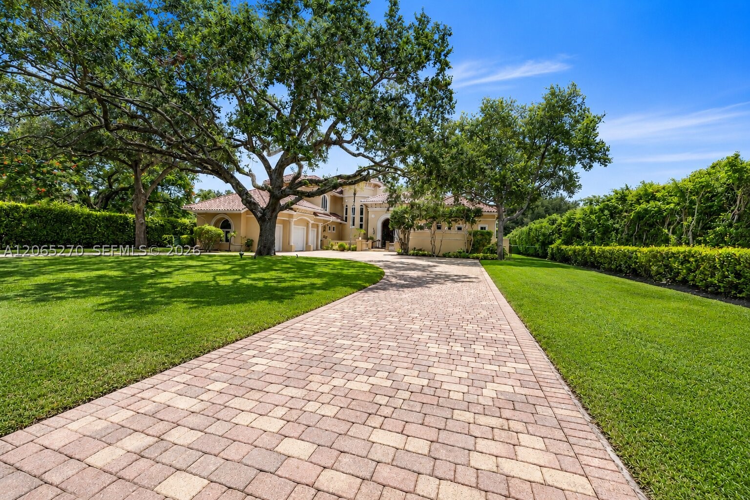 9245 SW 93rd Ave Miami, FL 33176