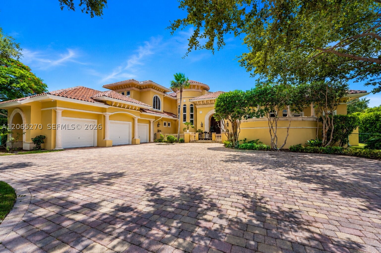9245 SW 93rd Ave Miami, FL 33176