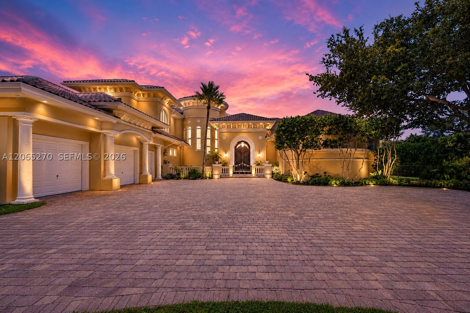 9245 SW 93rd Ave Miami, FL 33176
