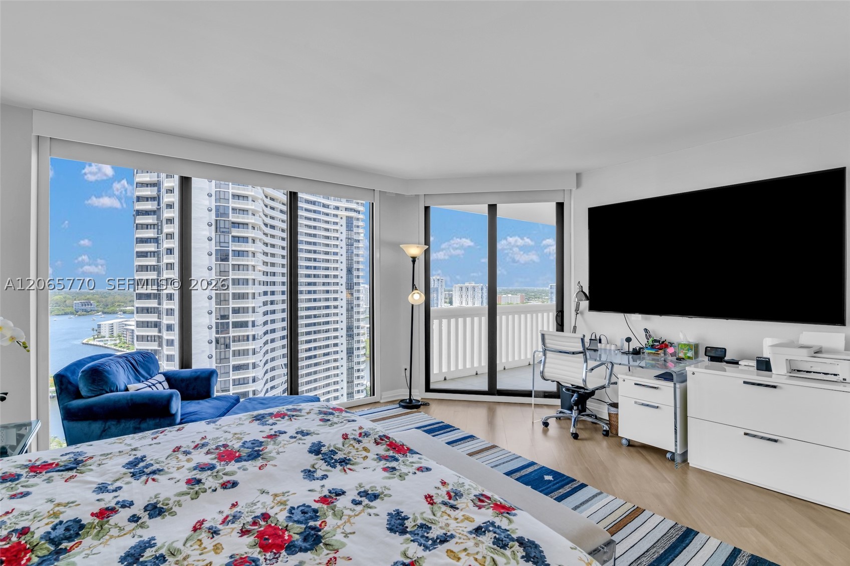 2000 Island Blvd #2006 Aventura, FL 33160