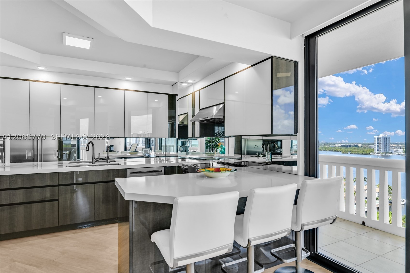 2000 Island Blvd #2006 Aventura, FL 33160