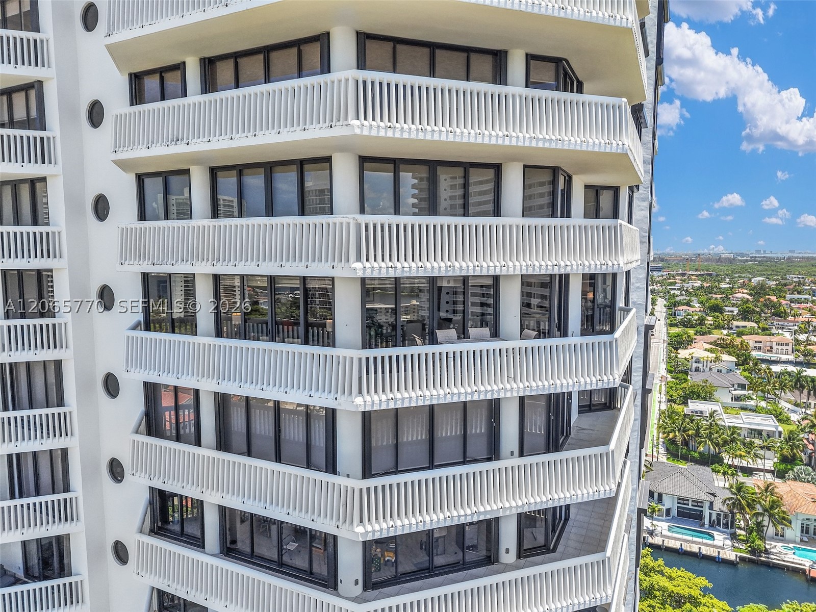 2000 Island Blvd #2006 Aventura, FL 33160