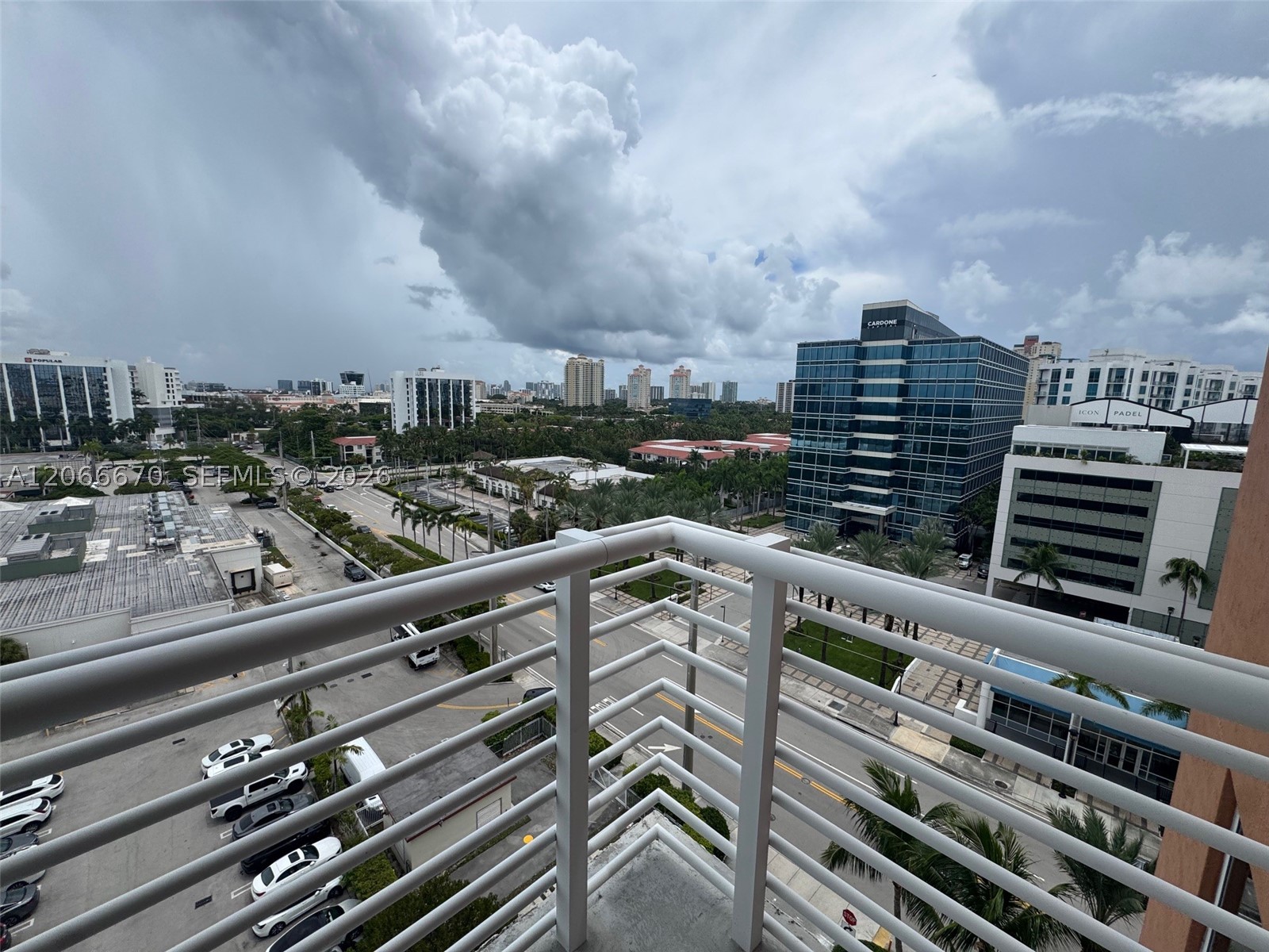 image The Venture at Aventura11