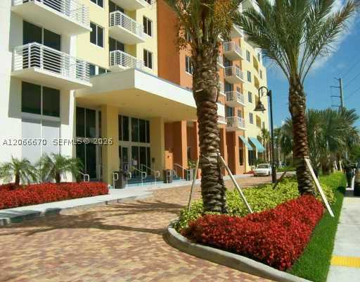 image The Venture at Aventura13