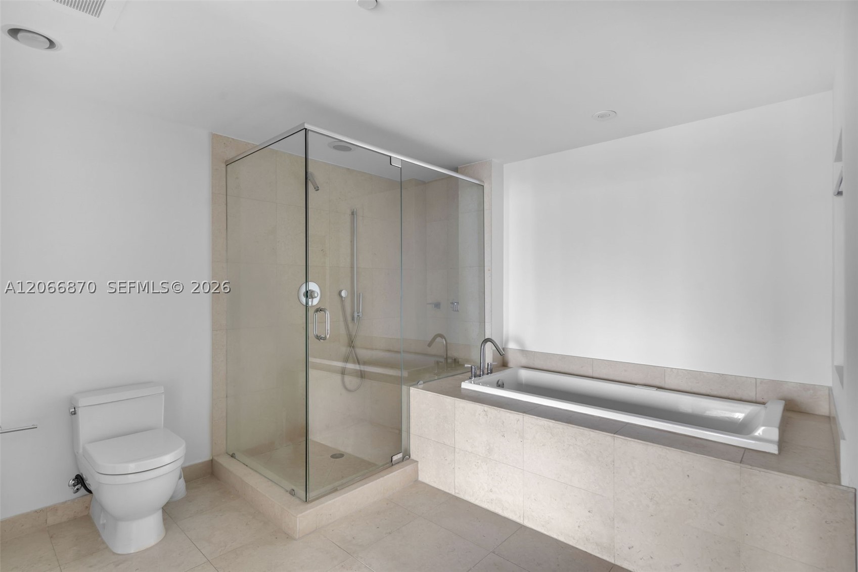 image Icon Brickell II26