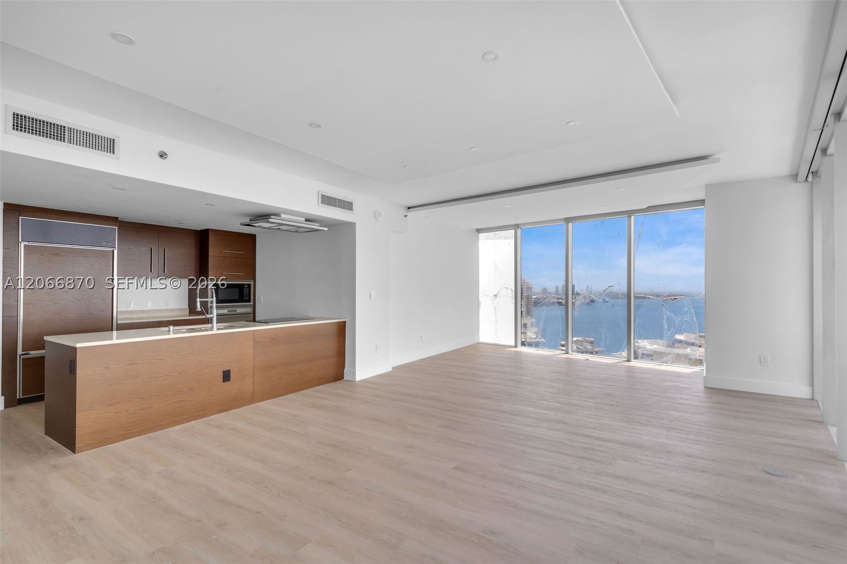 image Icon Brickell II3
