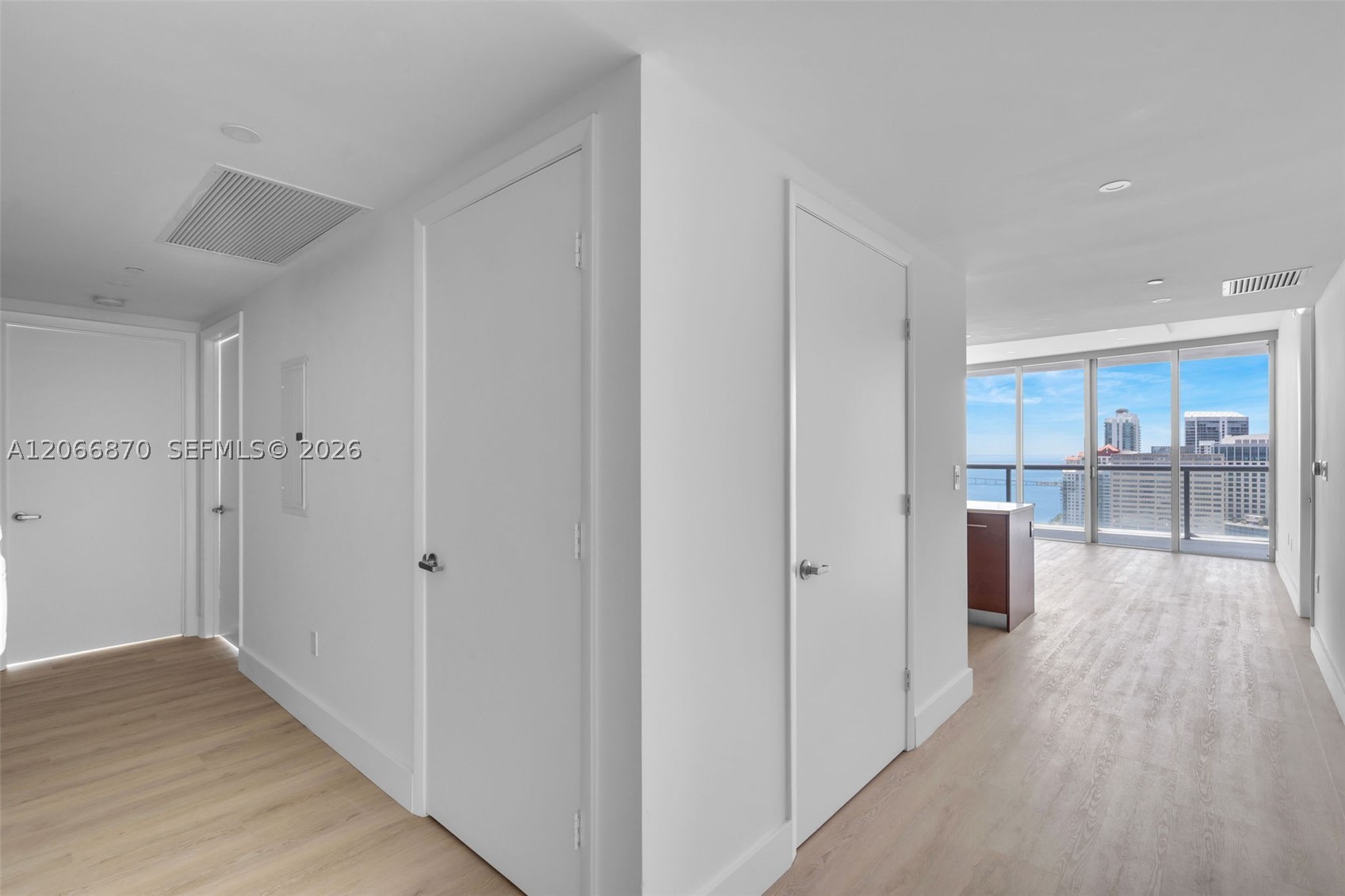 image Icon Brickell II4