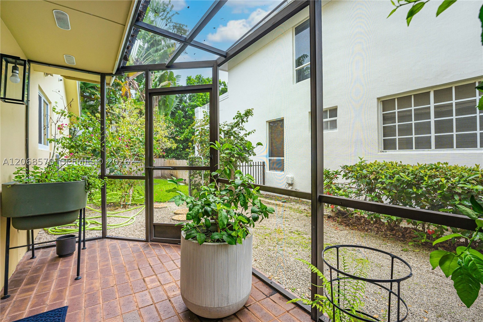 6865 Veronese St Coral Gables, FL 33146