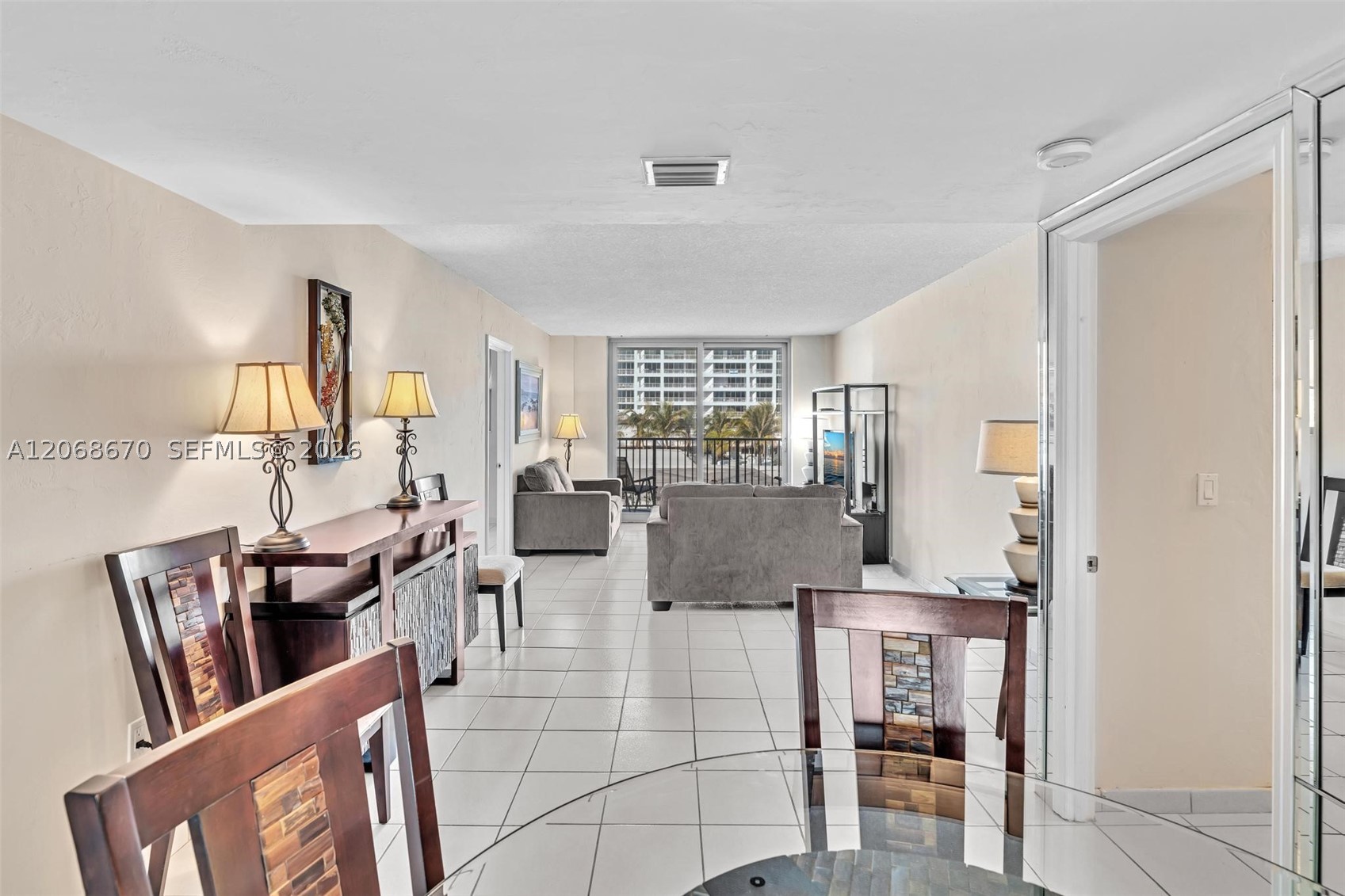 9273 Collins Ave #308 Surfside, FL 33154