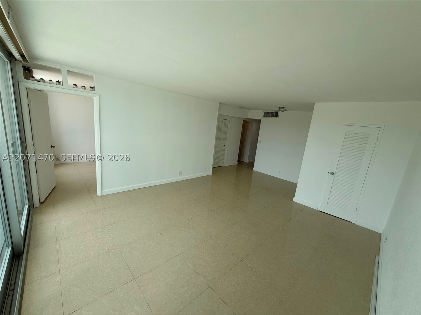 image Mirador 1000 (South Tower)1