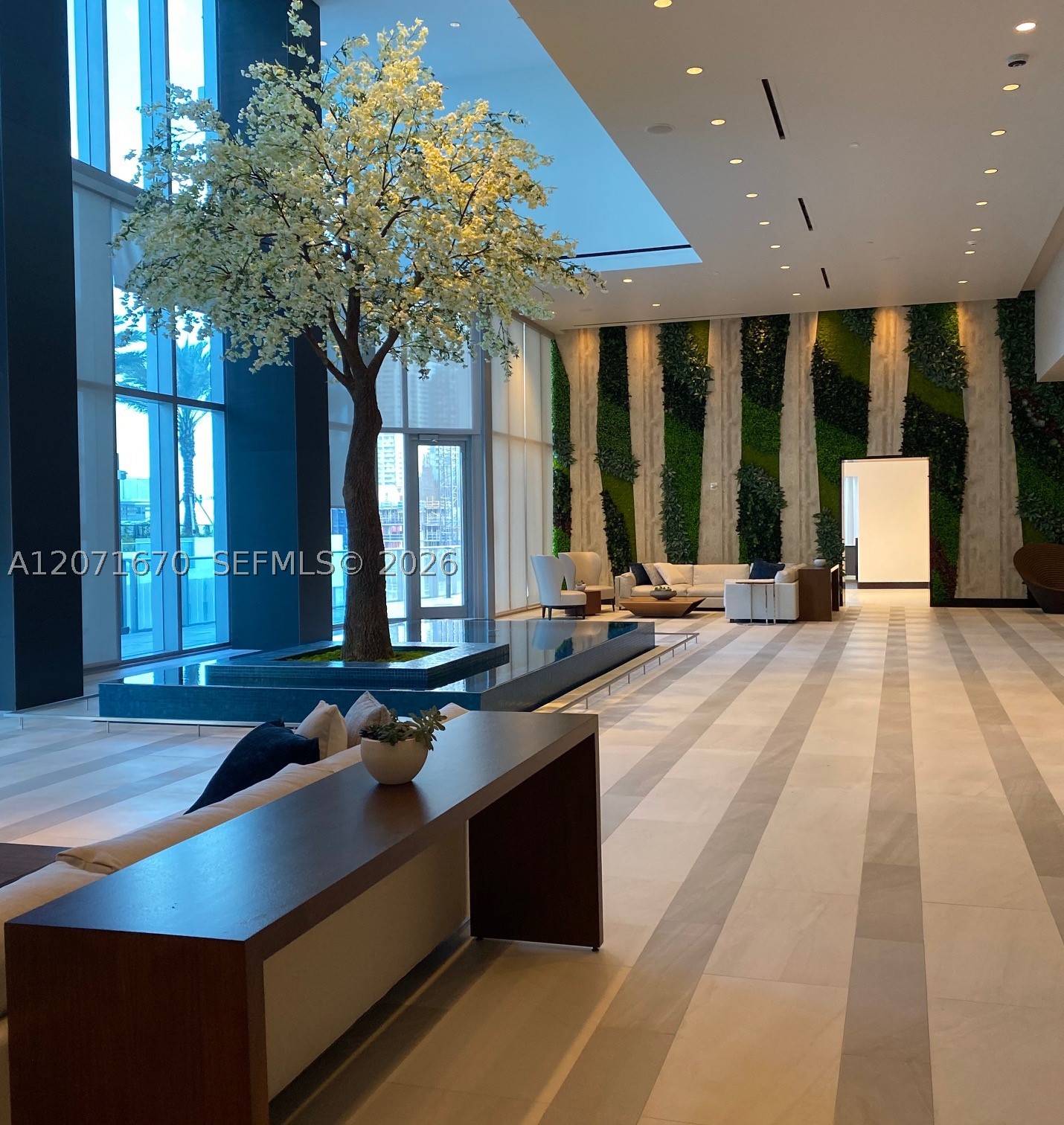 image Paramount Miami Worldcenter12