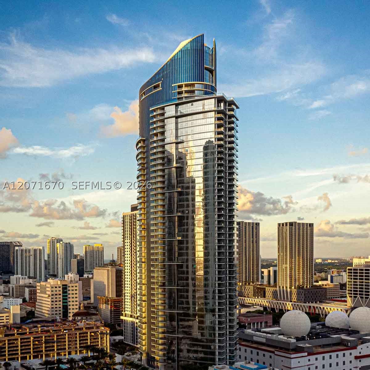 image Paramount Miami Worldcenter17
