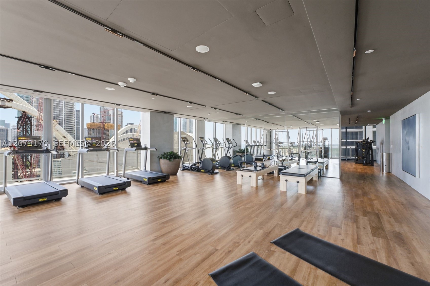 1400 Biscayne Blvd #202 Miami, FL 33132