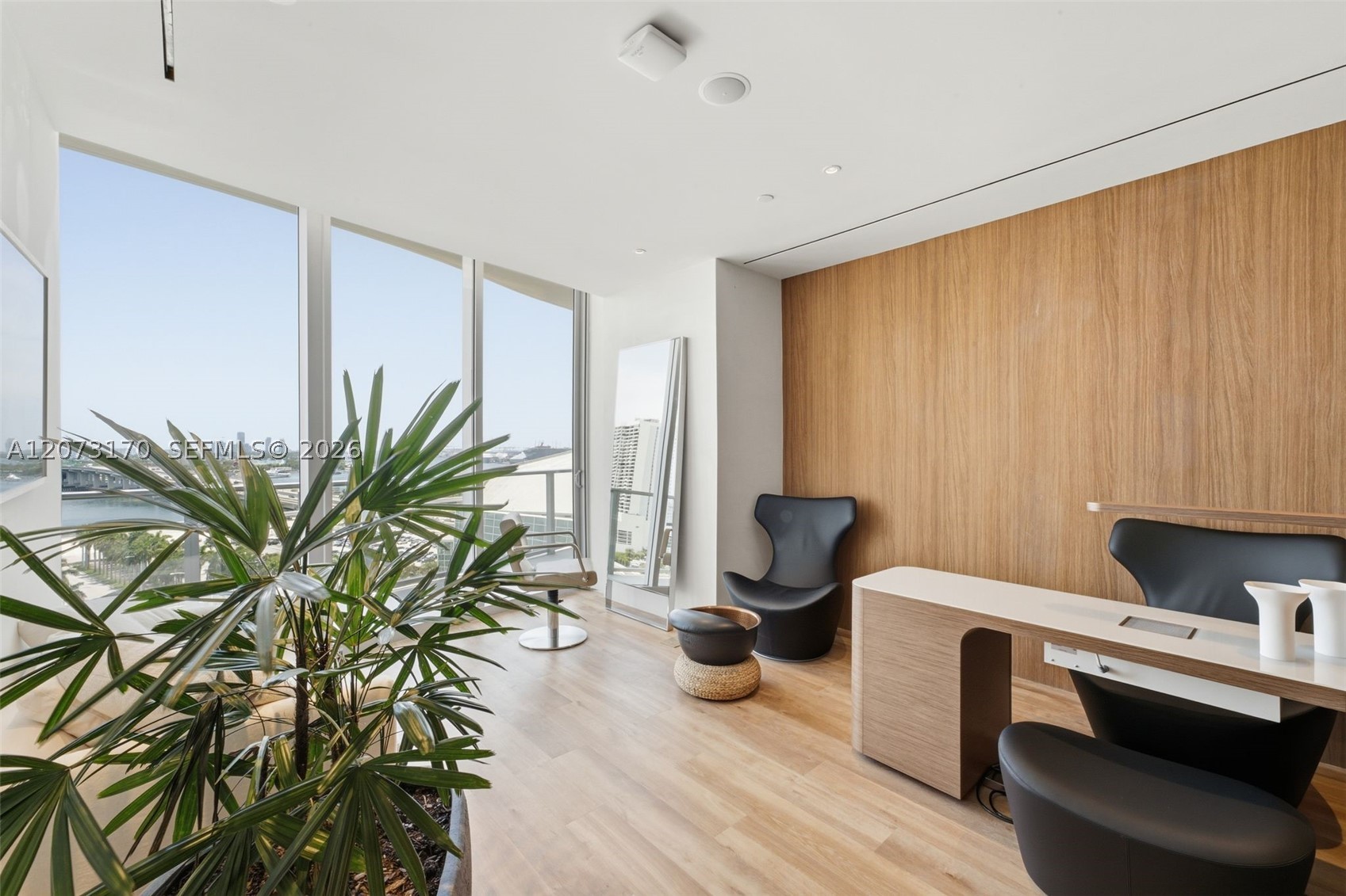 1400 Biscayne Blvd #202 Miami, FL 33132