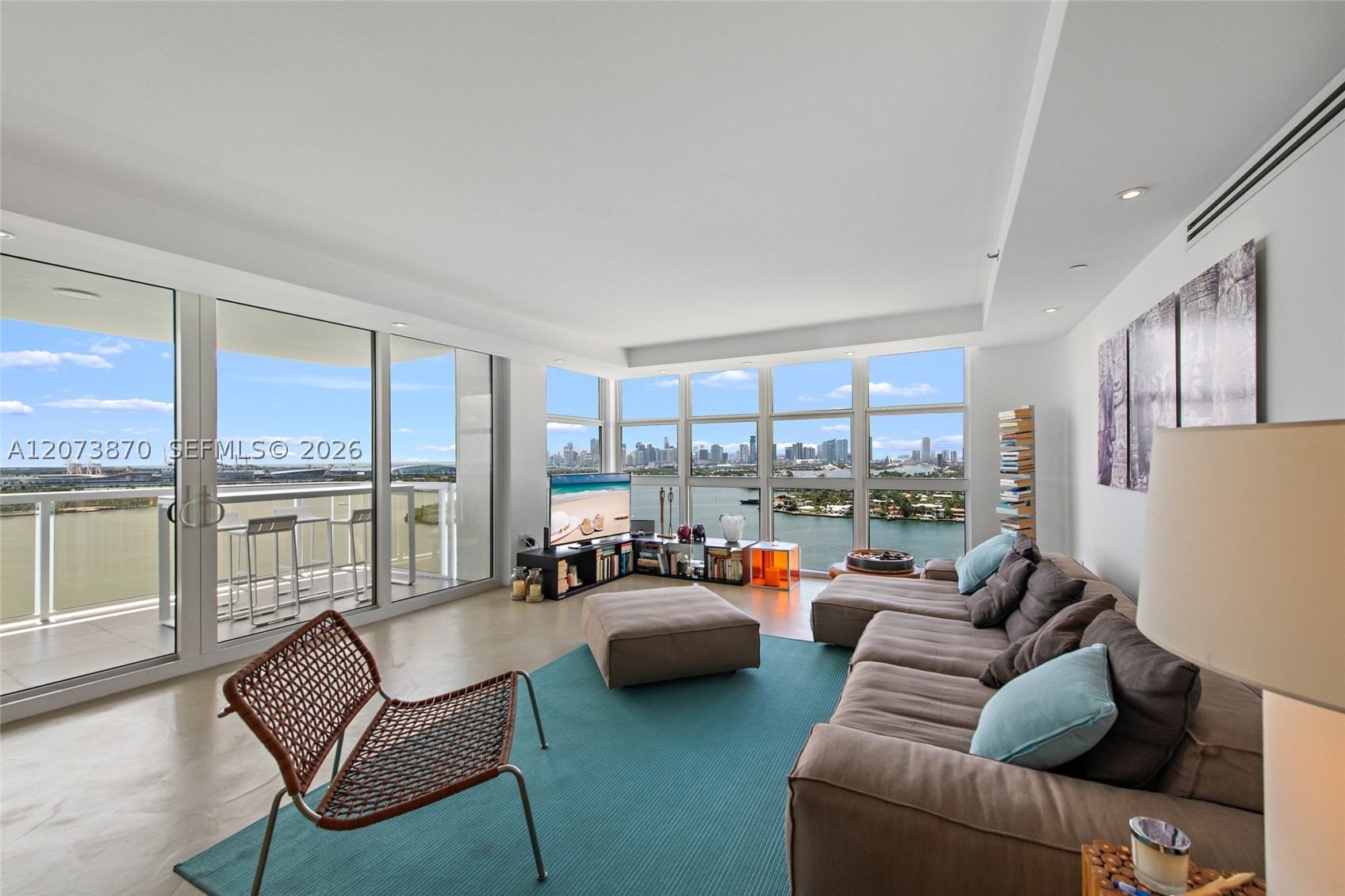 9 Island Ave #2207 Miami Beach, FL 33139