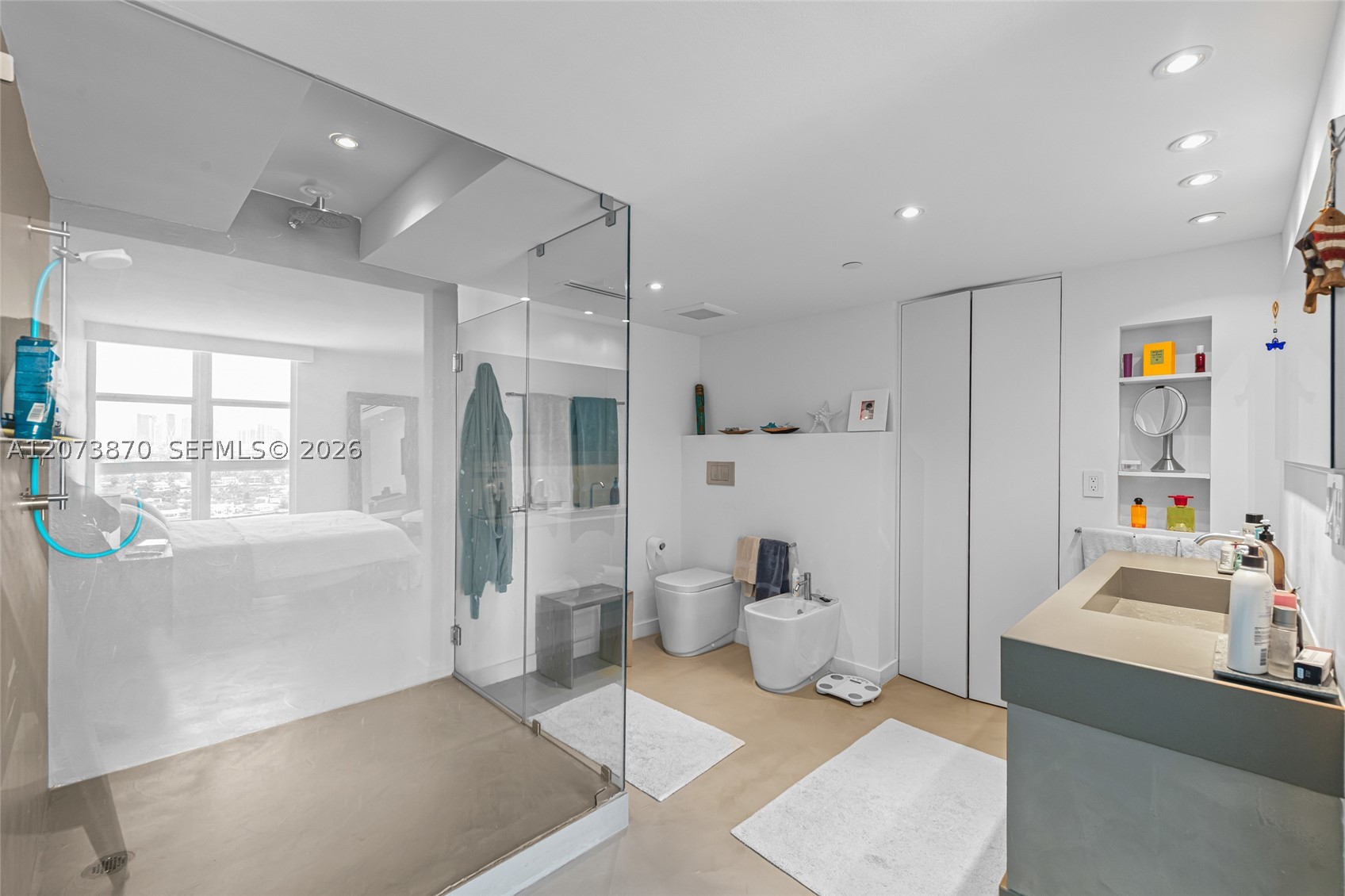 9 Island Ave #2207 Miami Beach, FL 33139