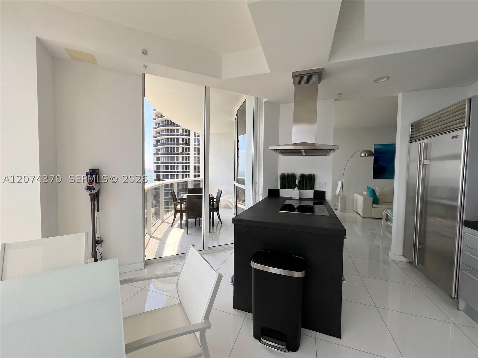 18201 Collins Ave #4409 Sunny Isles Beach, FL 33160