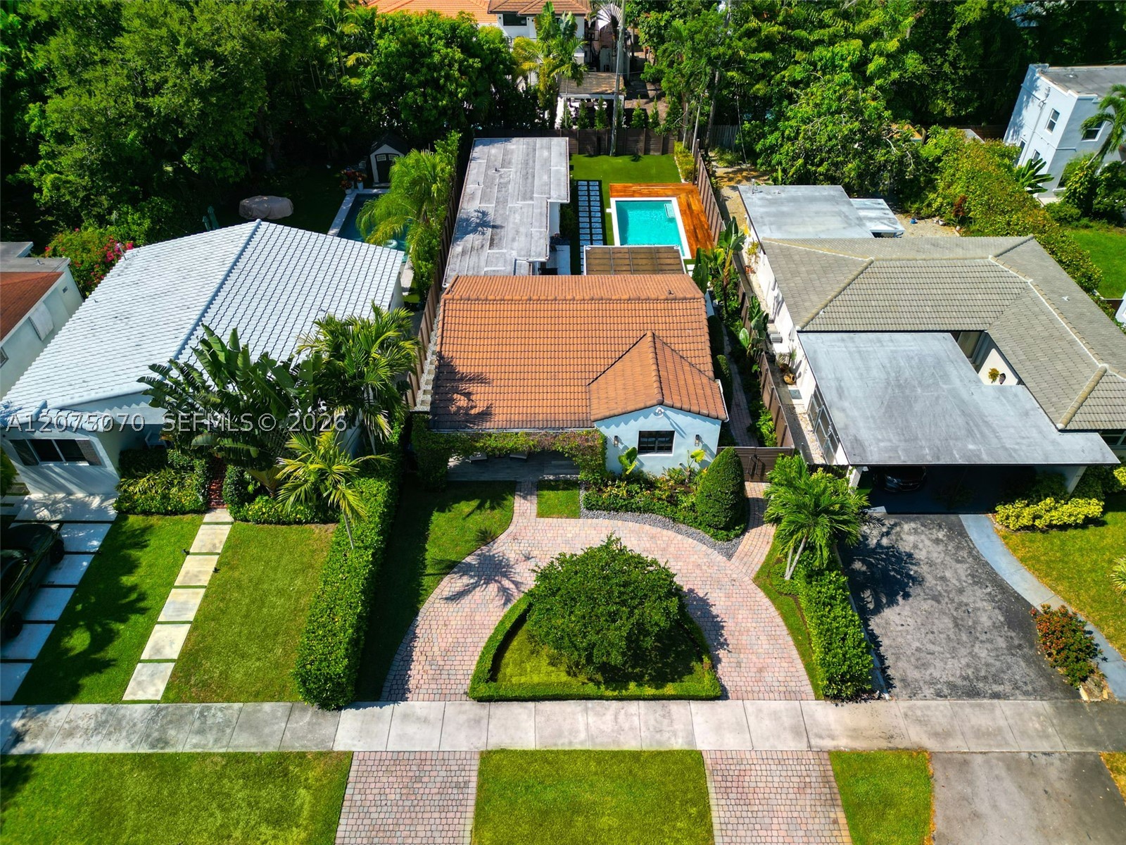 235 NE 90th St El Portal, FL 33138