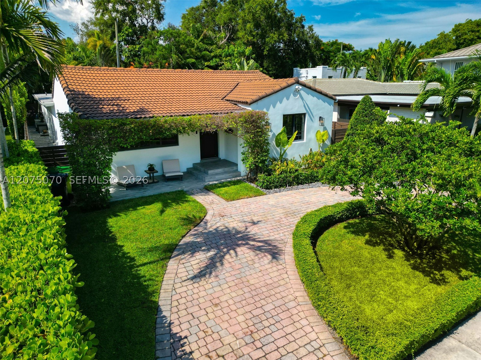 235 NE 90th St El Portal, FL 33138