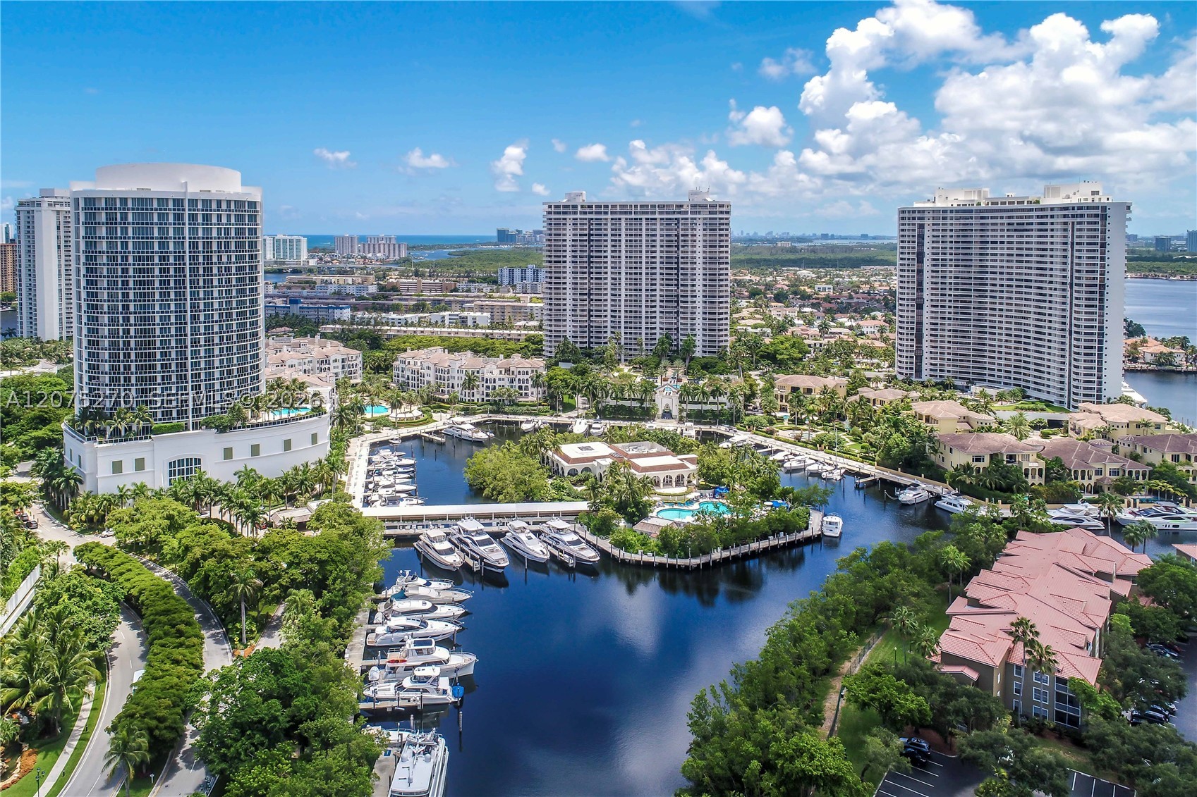 1000 W Island Blvd #1812