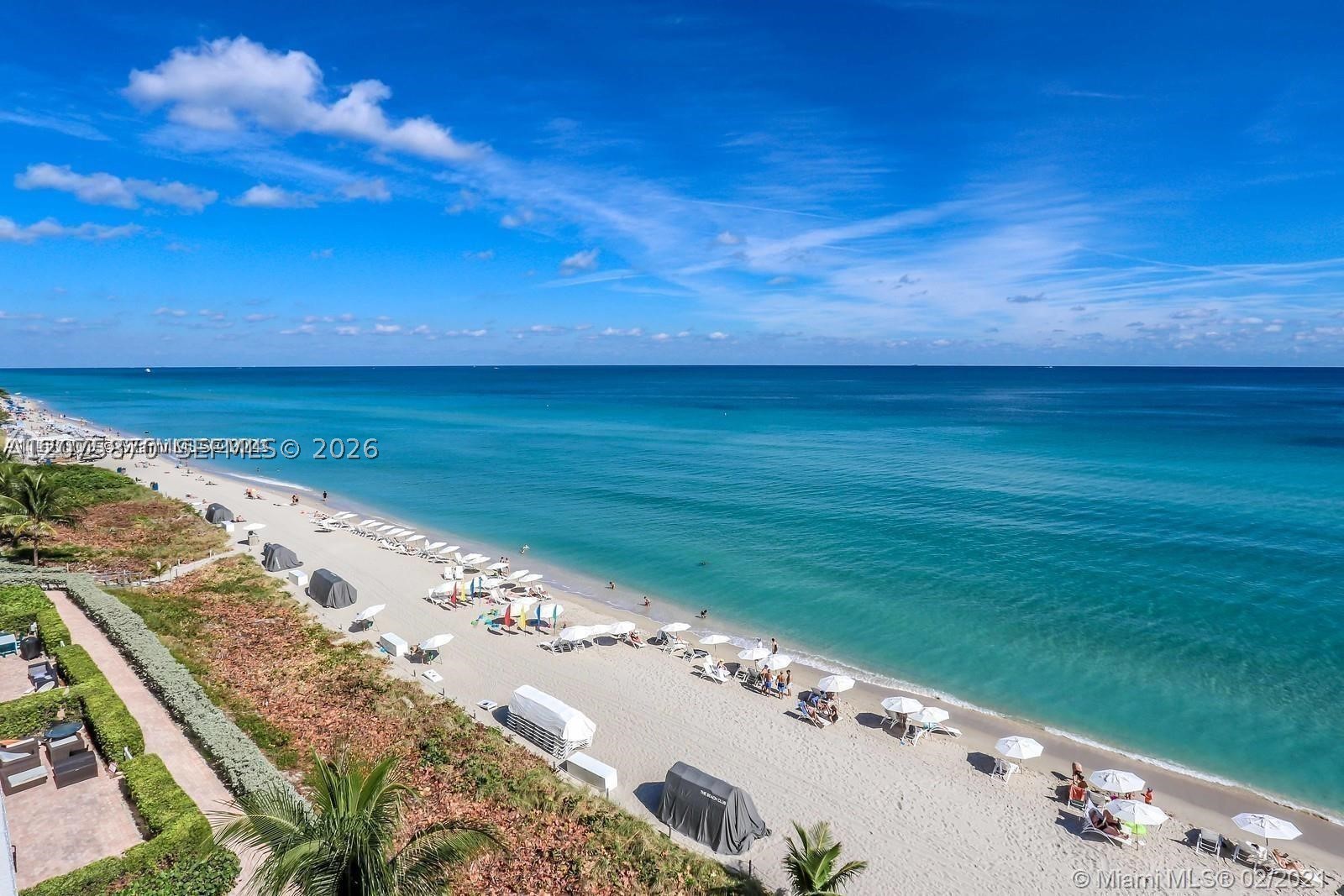 image Beach Club 24