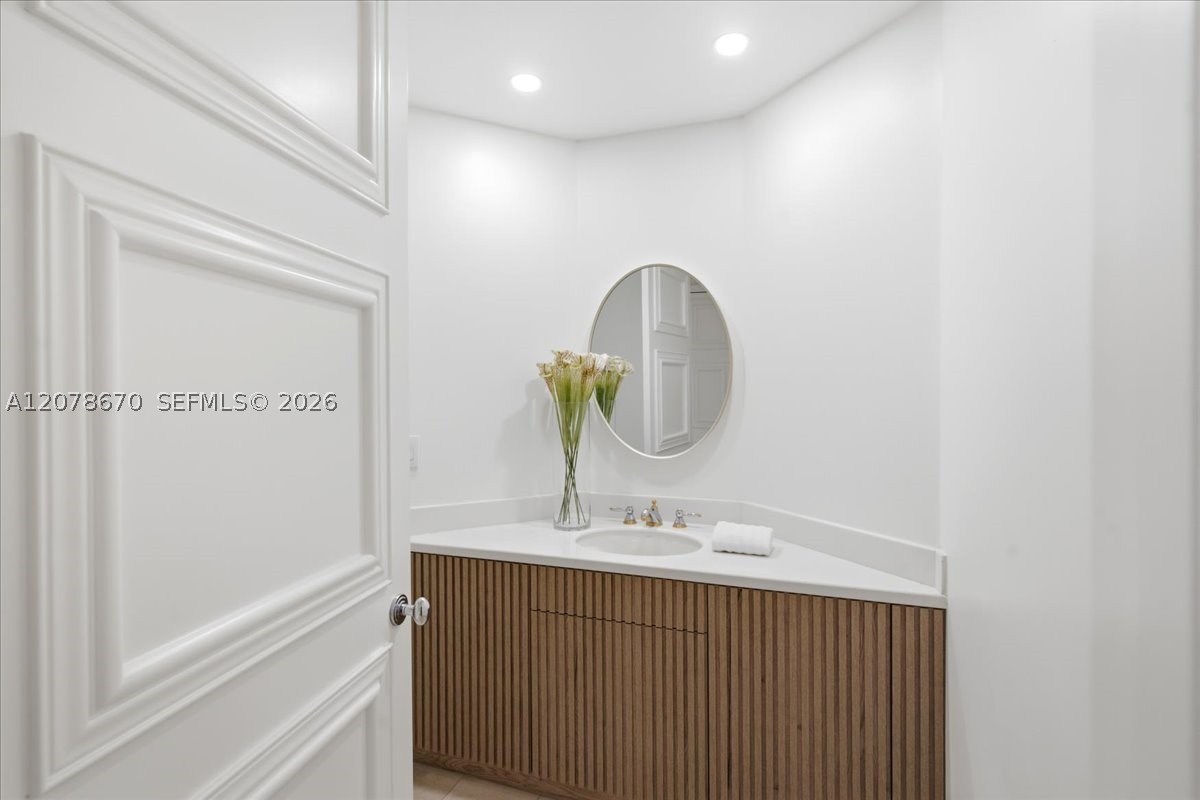 13633 Deering Bay Dr #256 Coral Gables, FL 33158