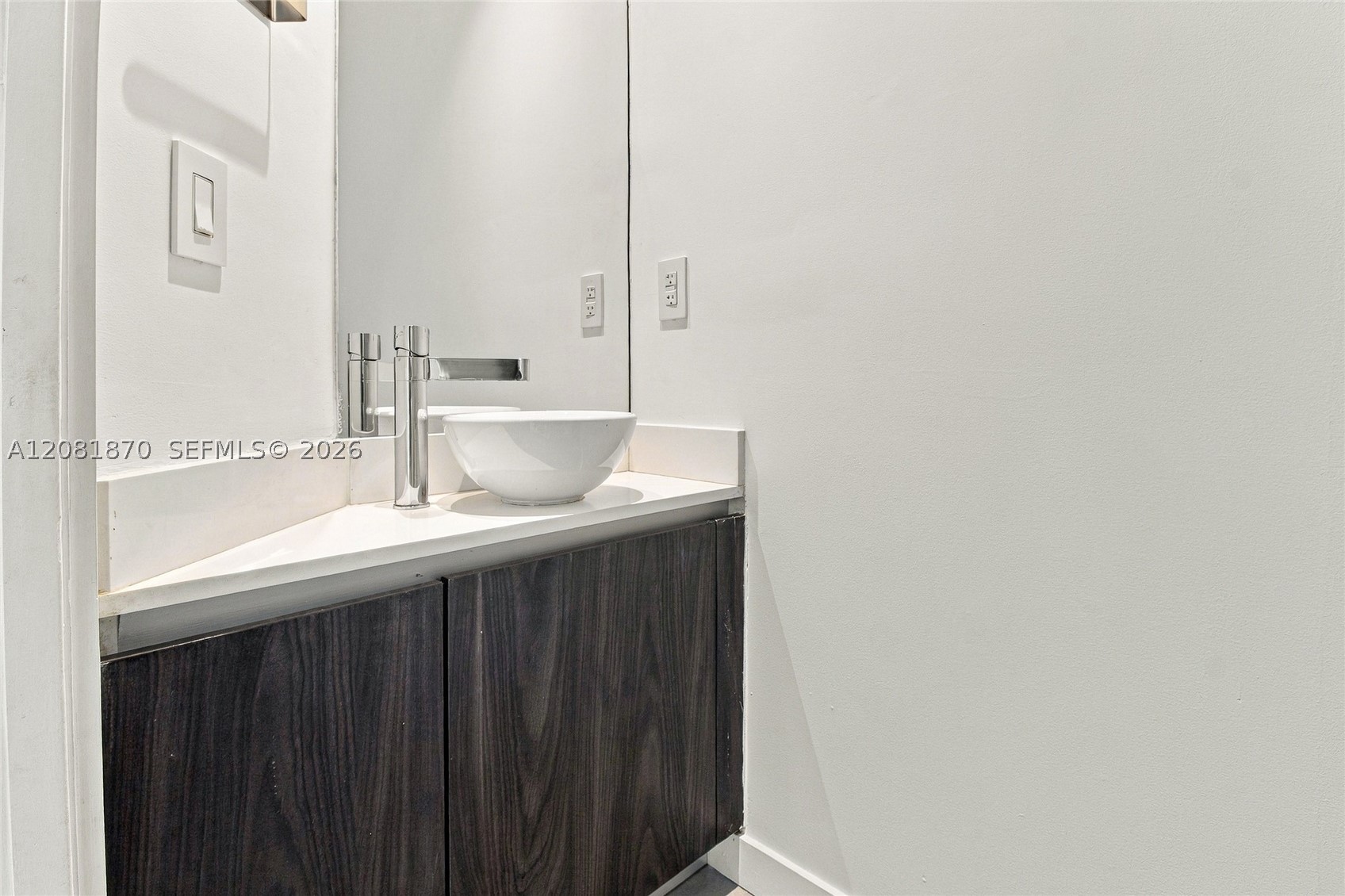 480 NE 31st St #4601 Miami, FL 33137