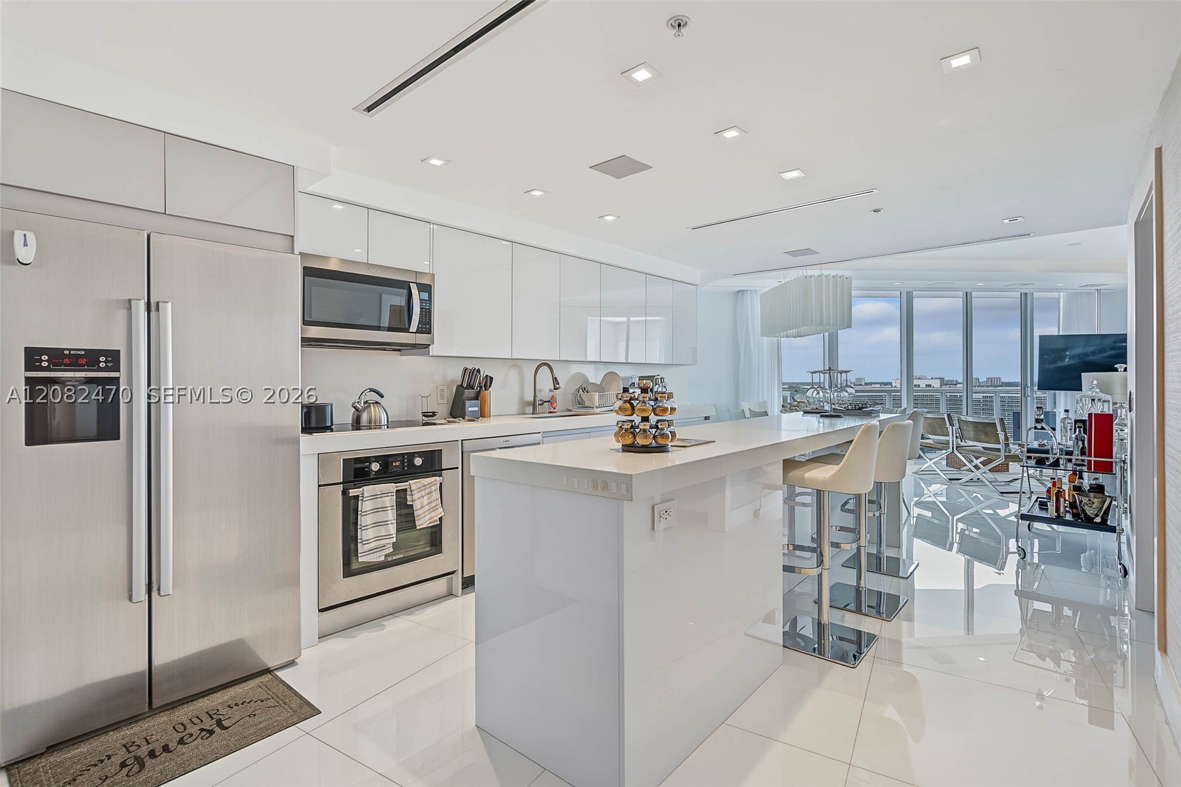 6700 Indian Crk Dr #PH8 Miami Beach, FL 33141