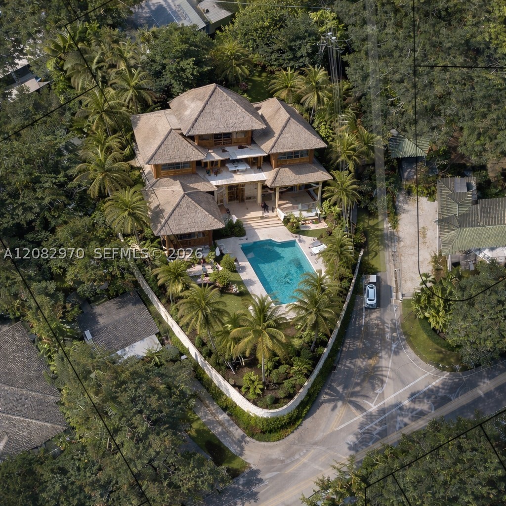 1701 S Bayshore Dr Miami, FL 33133