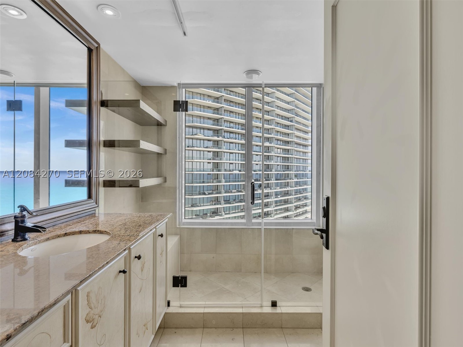 image Ocean Three65