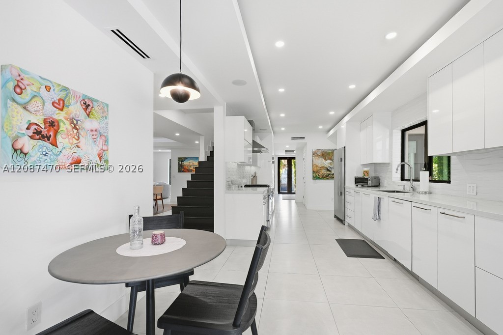 2225 Meridian Ave Miami Beach, FL 33139