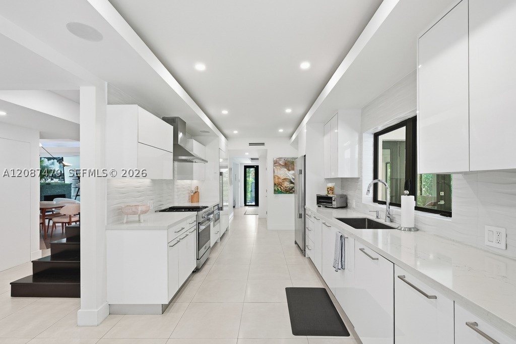 2225 Meridian Ave Miami Beach, FL 33139