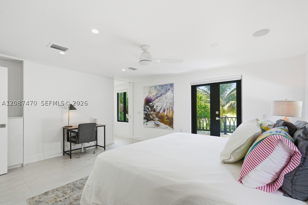 2225 Meridian Ave Miami Beach, FL 33139