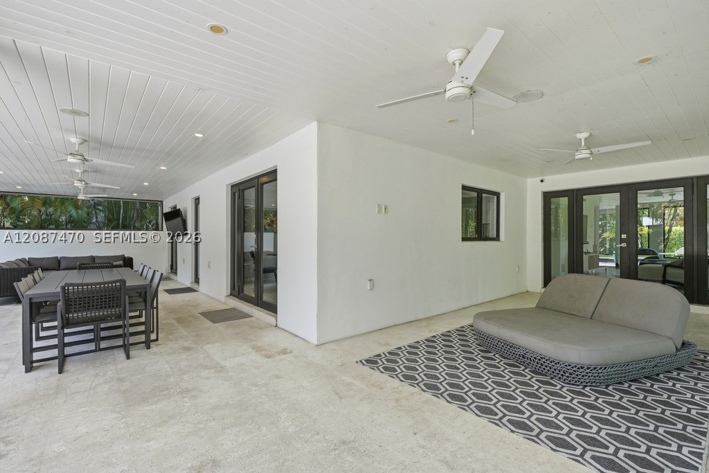 2225 Meridian Ave Miami Beach, FL 33139