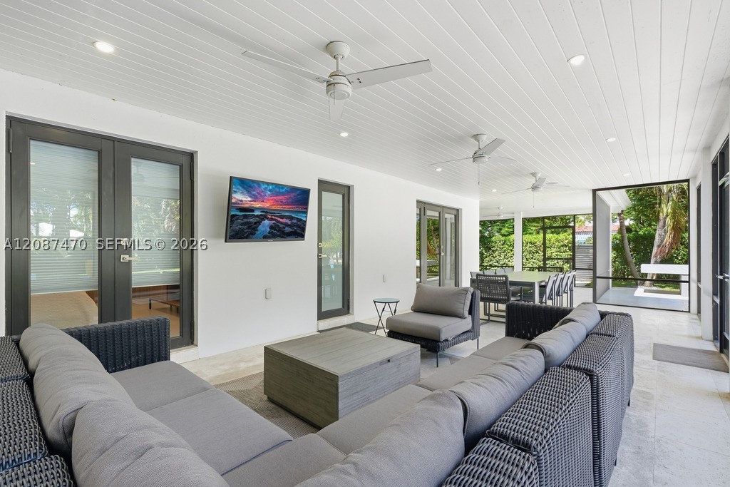 2225 Meridian Ave Miami Beach, FL 33139