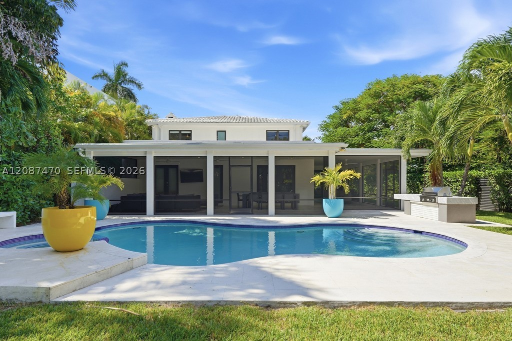 2225 Meridian Ave Miami Beach, FL 33139