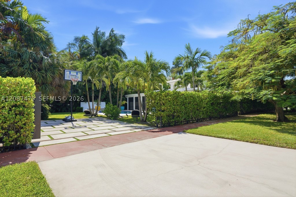 2225 Meridian Ave Miami Beach, FL 33139