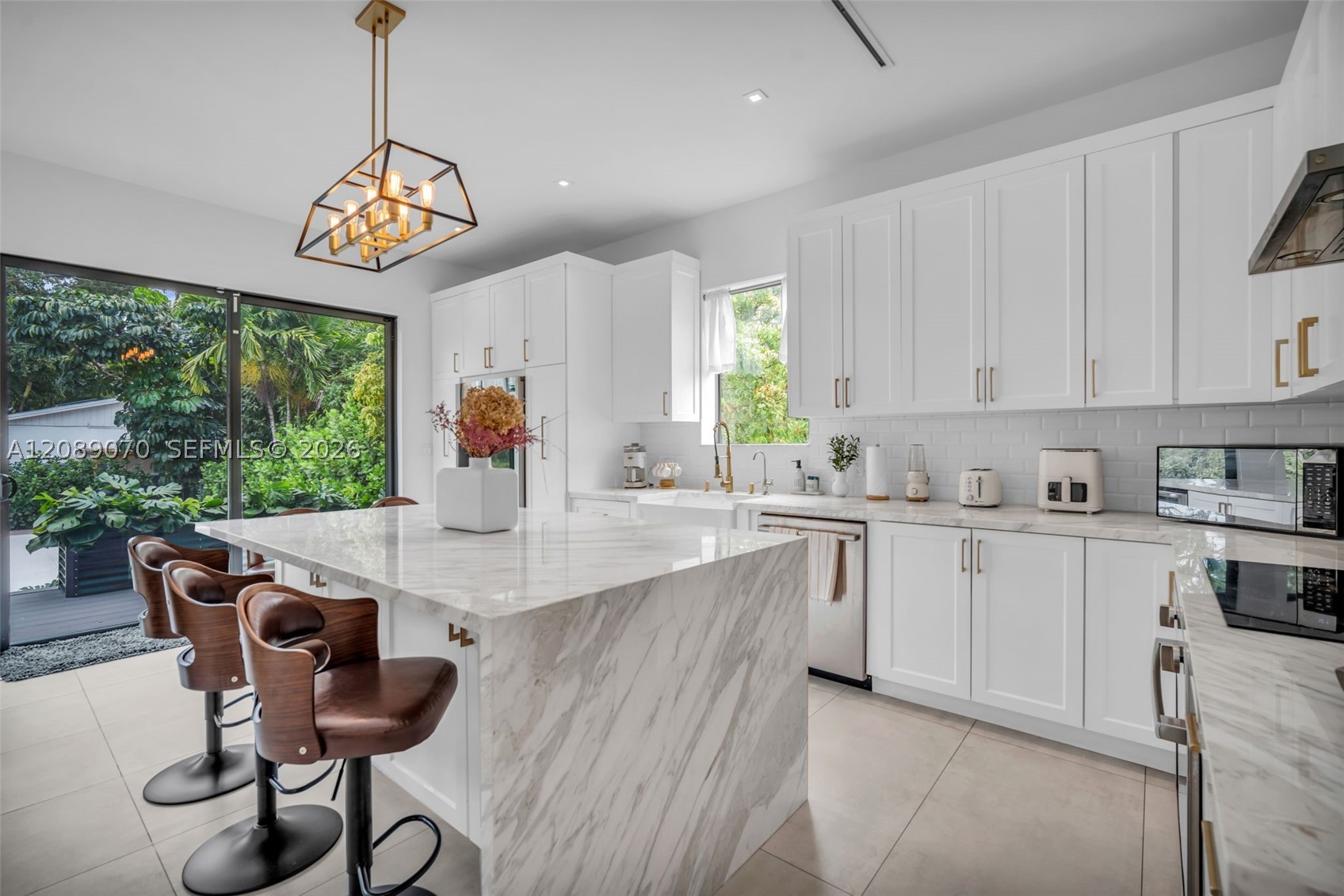 1430 SW 18th St Miami, FL 33145
