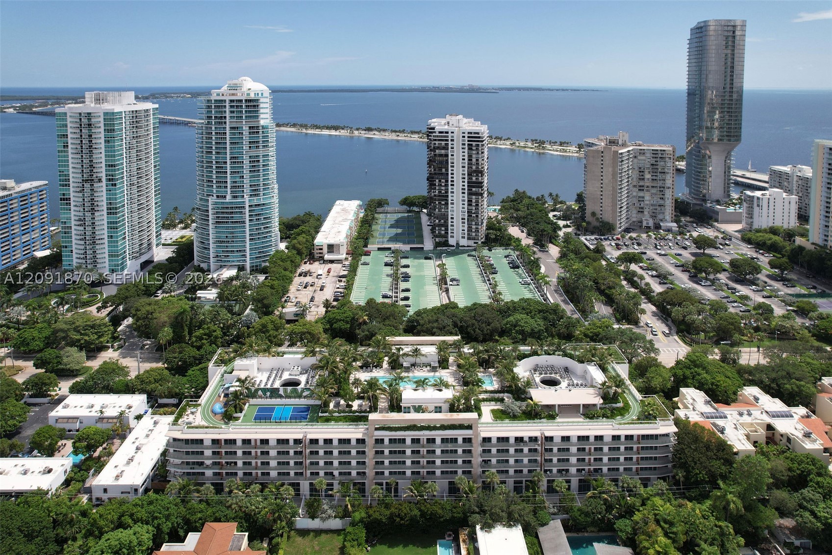 image 2200 Brickell2