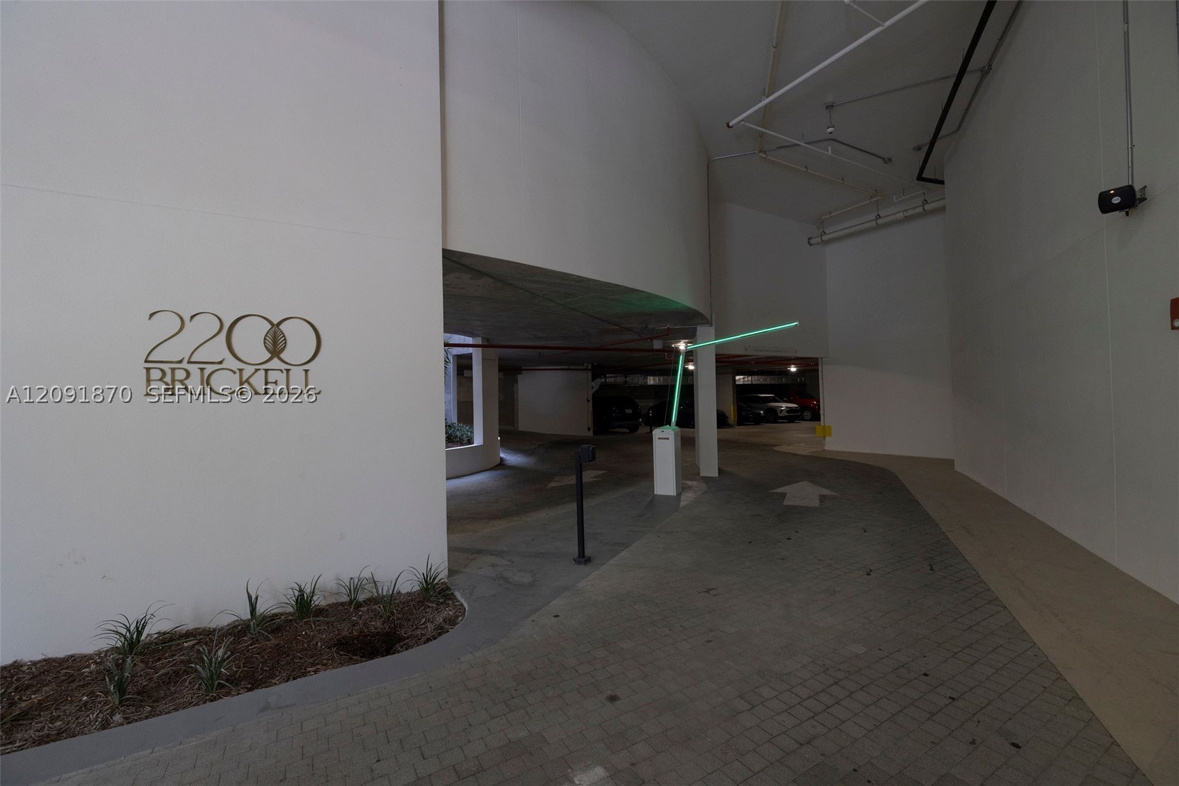 image 2200 Brickell76