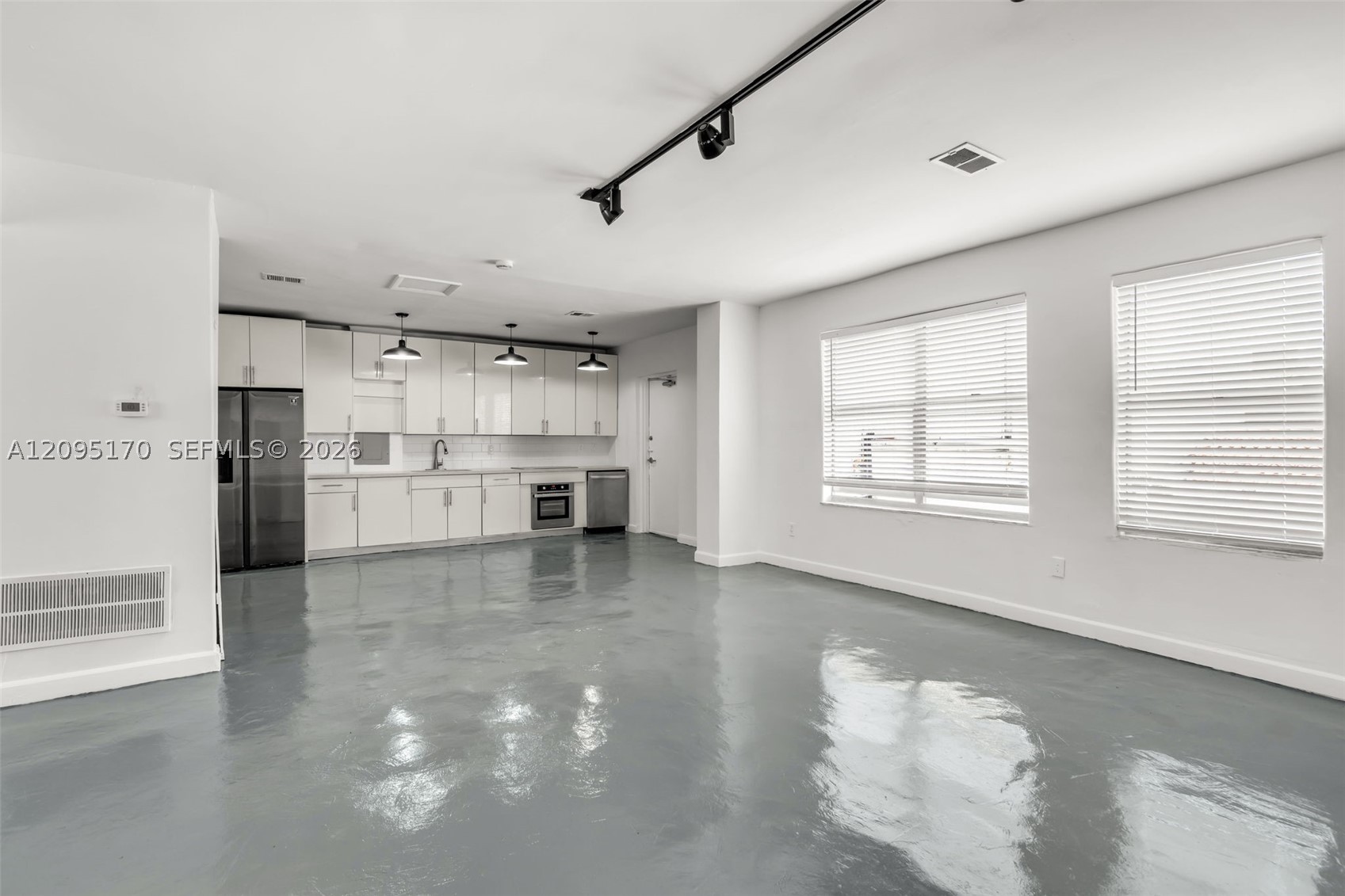 817 Washington Ave #A
