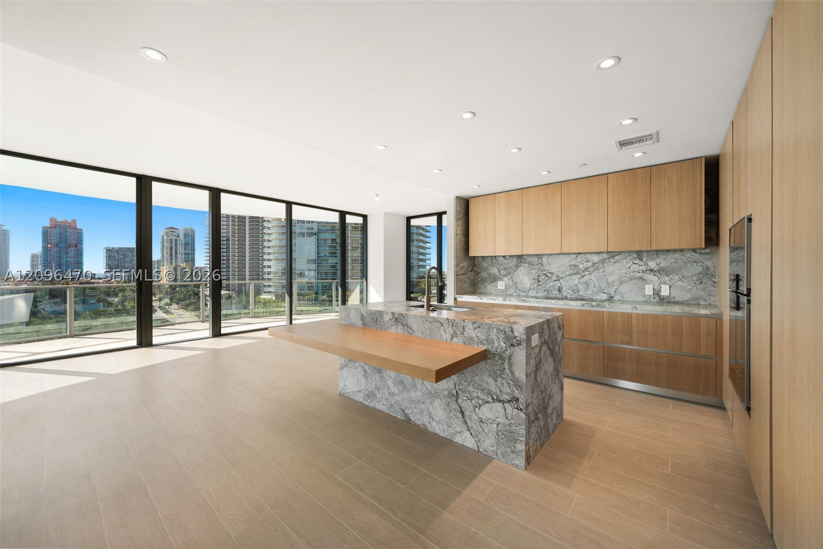 500 Alton Rd #1001 Miami Beach, FL 33139
