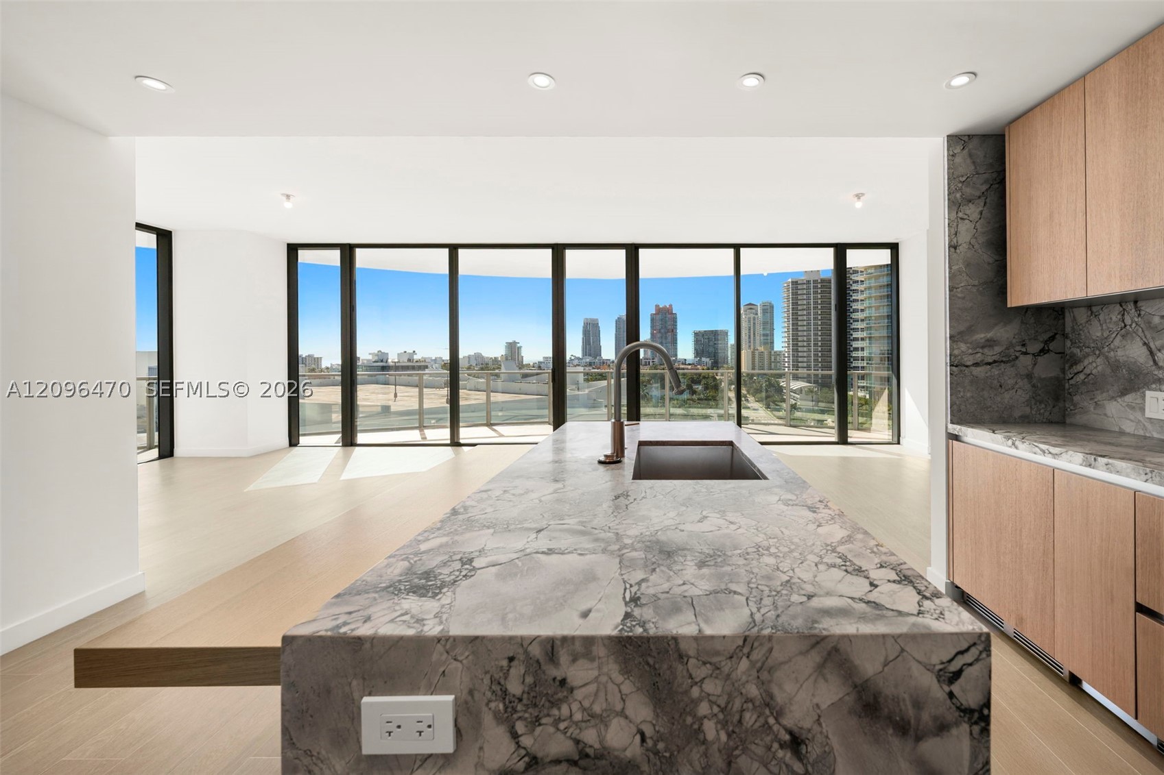 500 Alton Rd #1001 Miami Beach, FL 33139