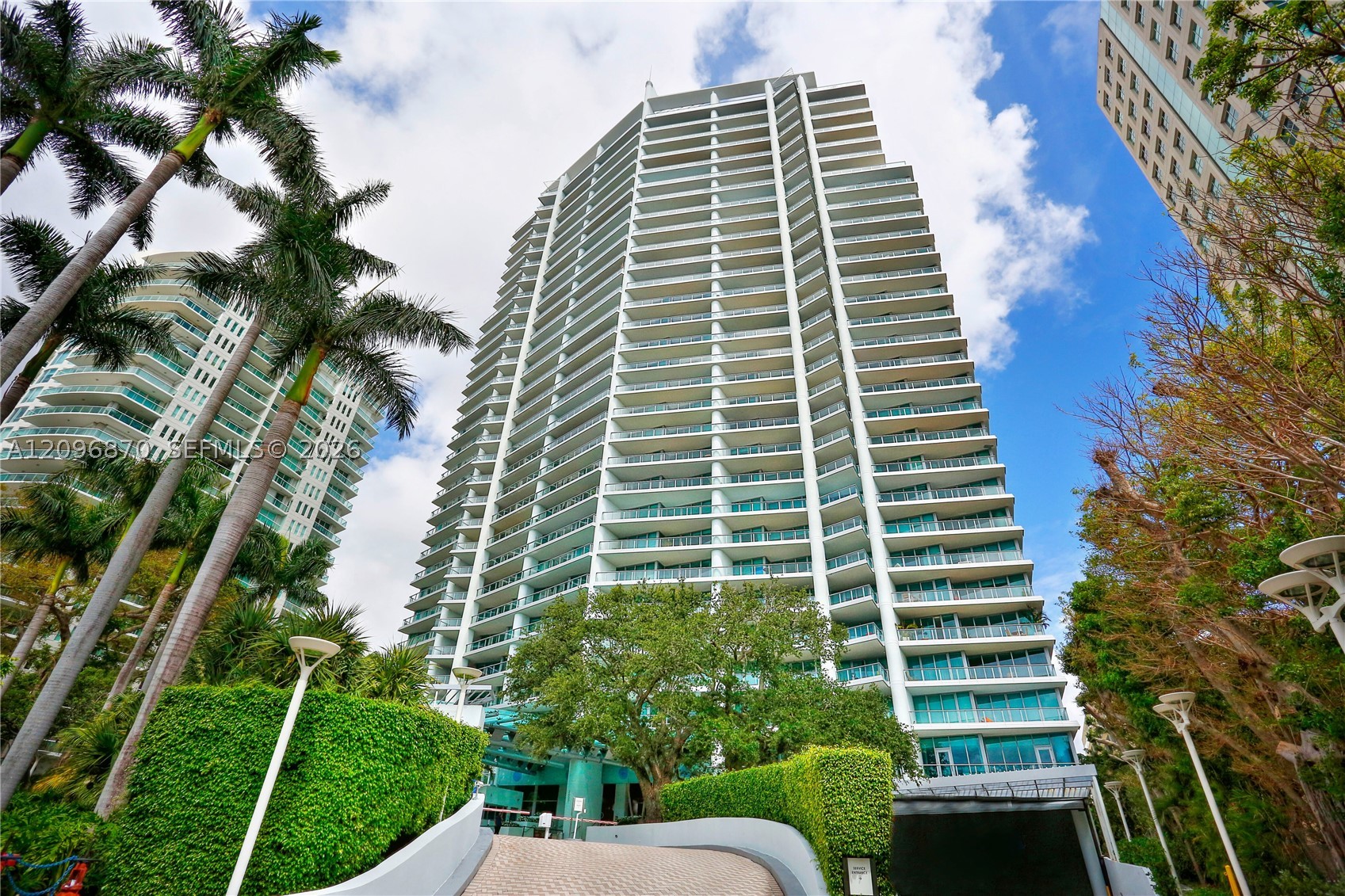 2627 S Bayshore Dr #507 Miami, FL 33133