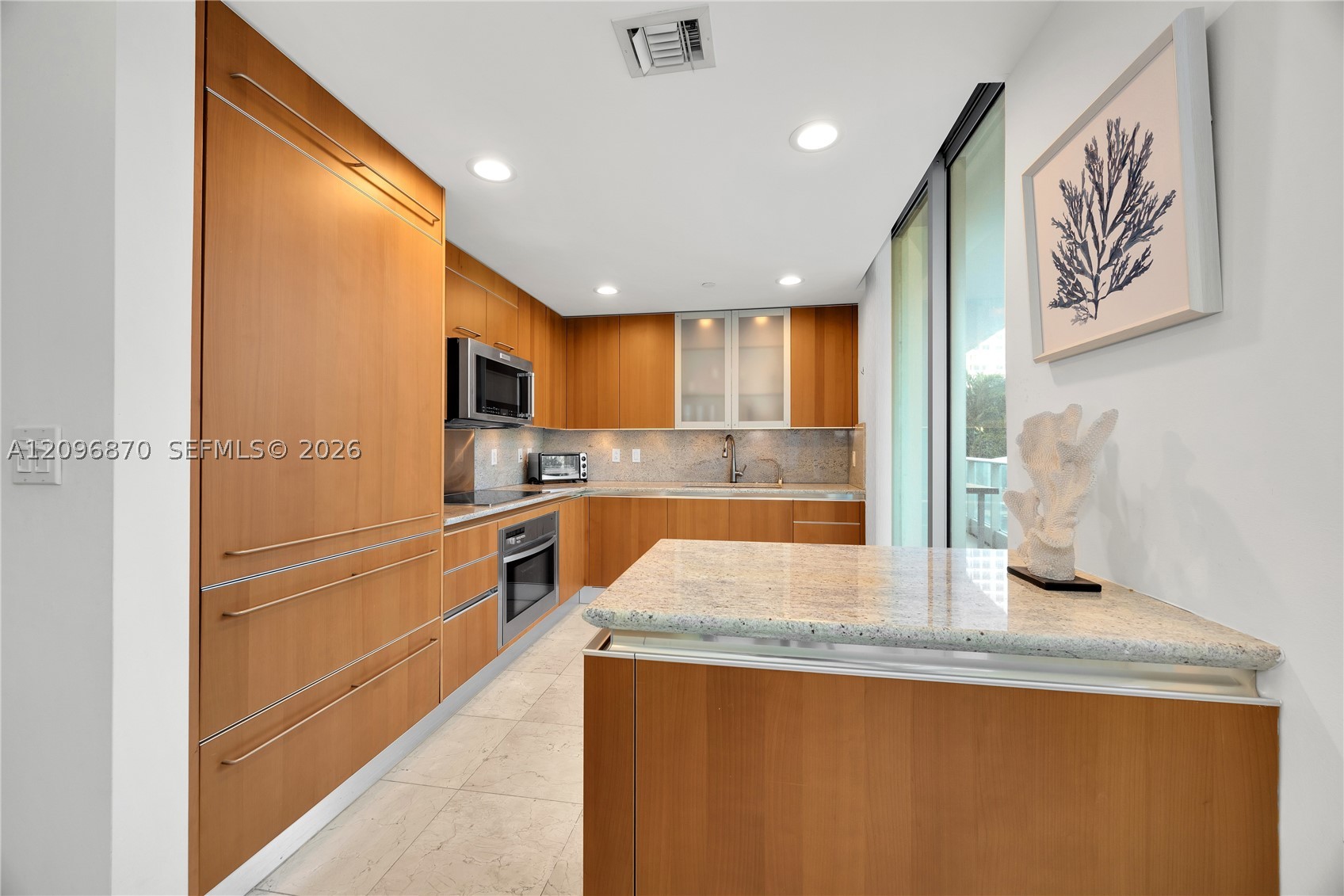 2627 S Bayshore Dr #507 Miami, FL 33133