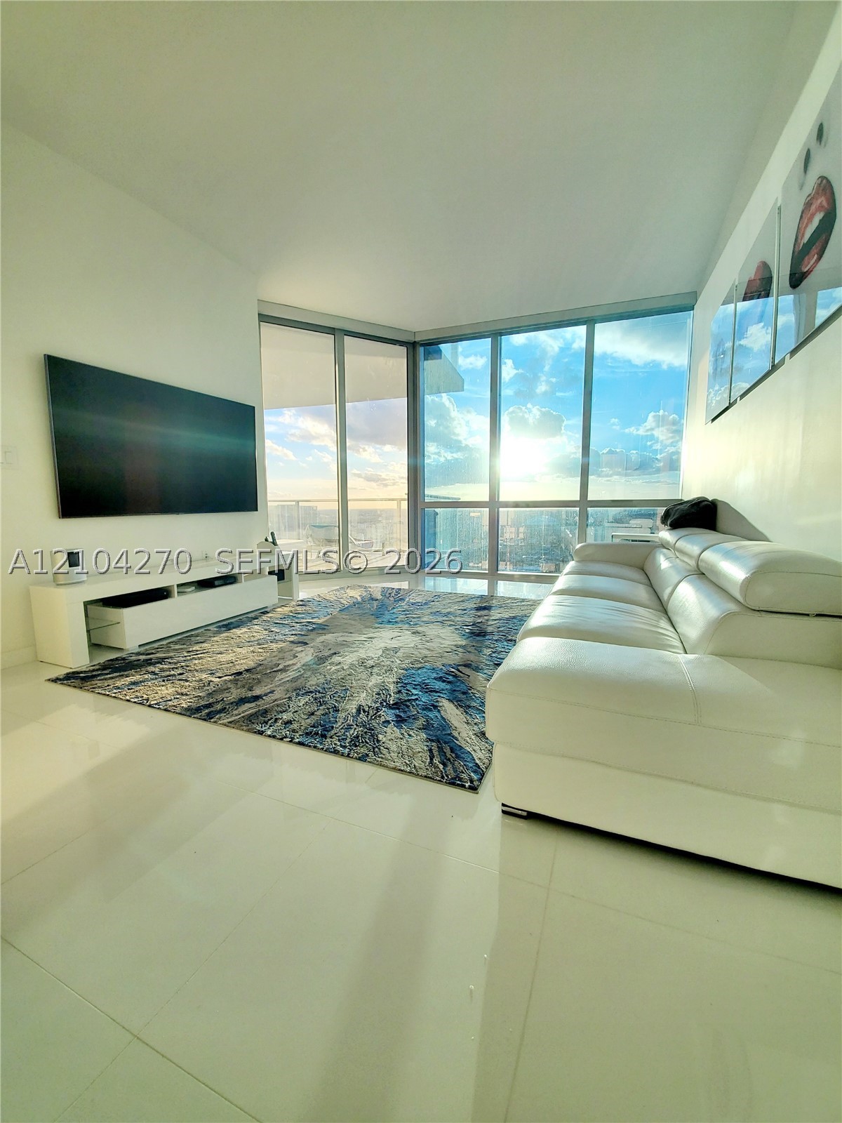 851 NE 1st Ave #4208