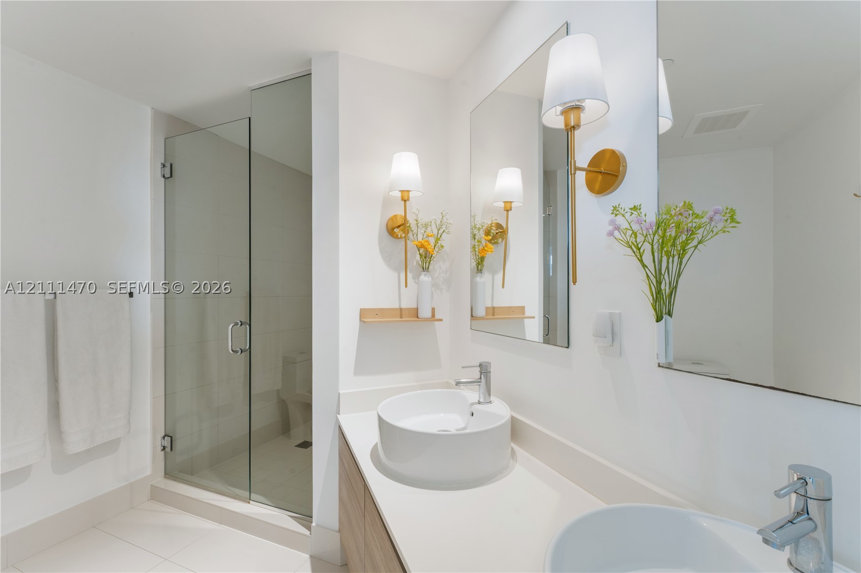 121 NE 34th St #2204 Miami, FL 33137