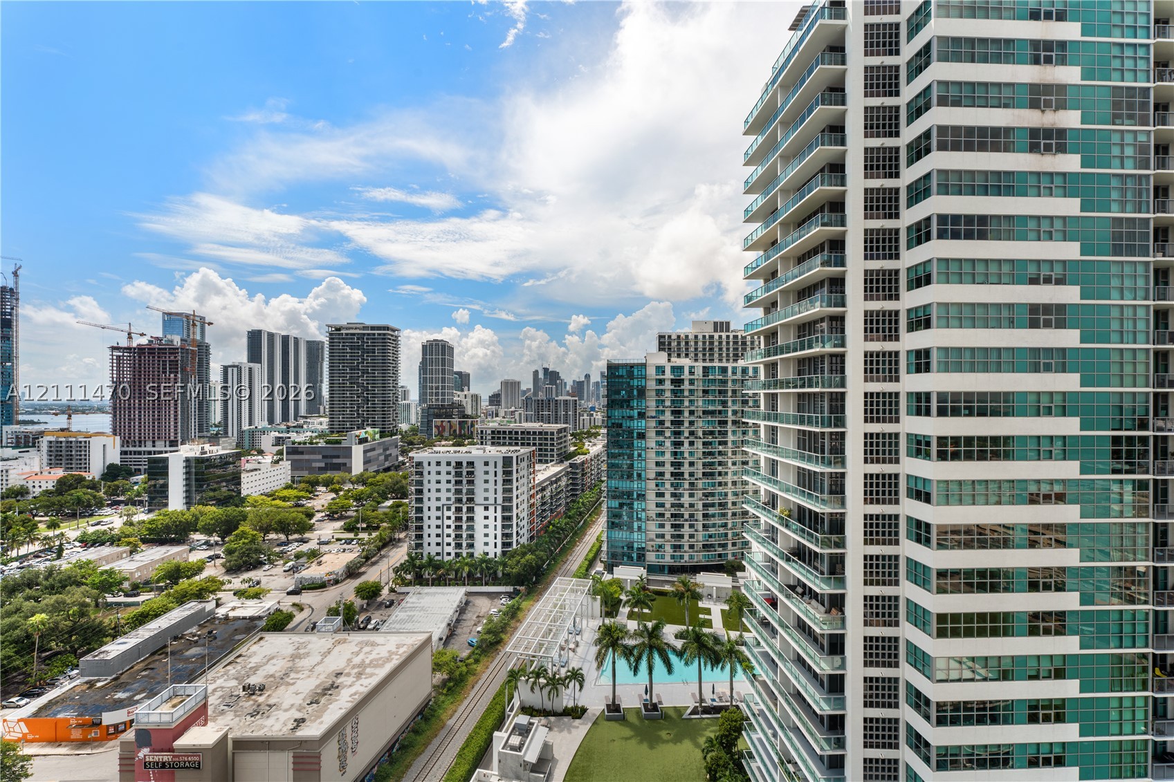 121 NE 34th St #2204 Miami, FL 33137